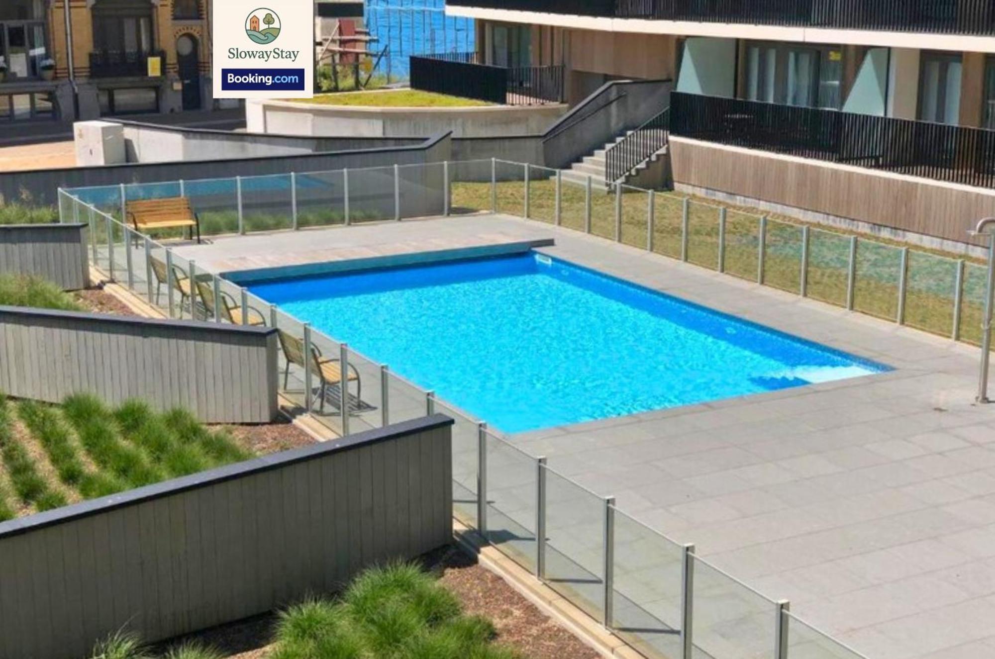 Elegant One Bedroom Apartment With Sea Views & Pool By Slowaystay Serviced Accommodation & Short Lets Oostende מראה חיצוני תמונה